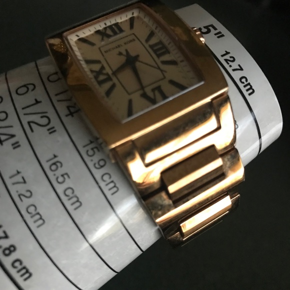 Michael Kors Rose Gold-tone Women’s Watch MK-5969 - Picture 13 of 15